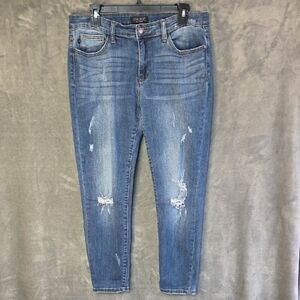 Judy Blue Distressed Blue Ankle Jeans